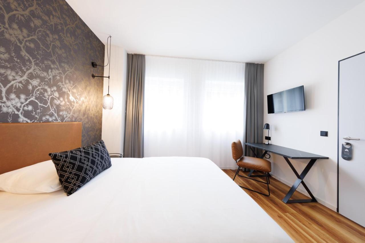 Internationales Studierendenhotel Stuttgart Buitenkant foto
